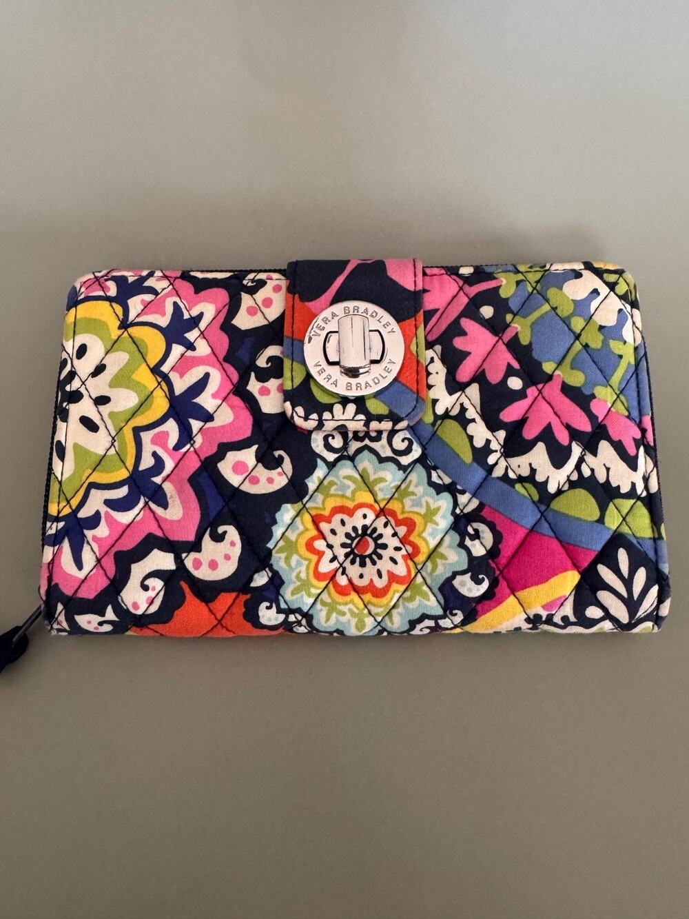 Vera Bradley Quilted Floral Turnlock Wallet P01